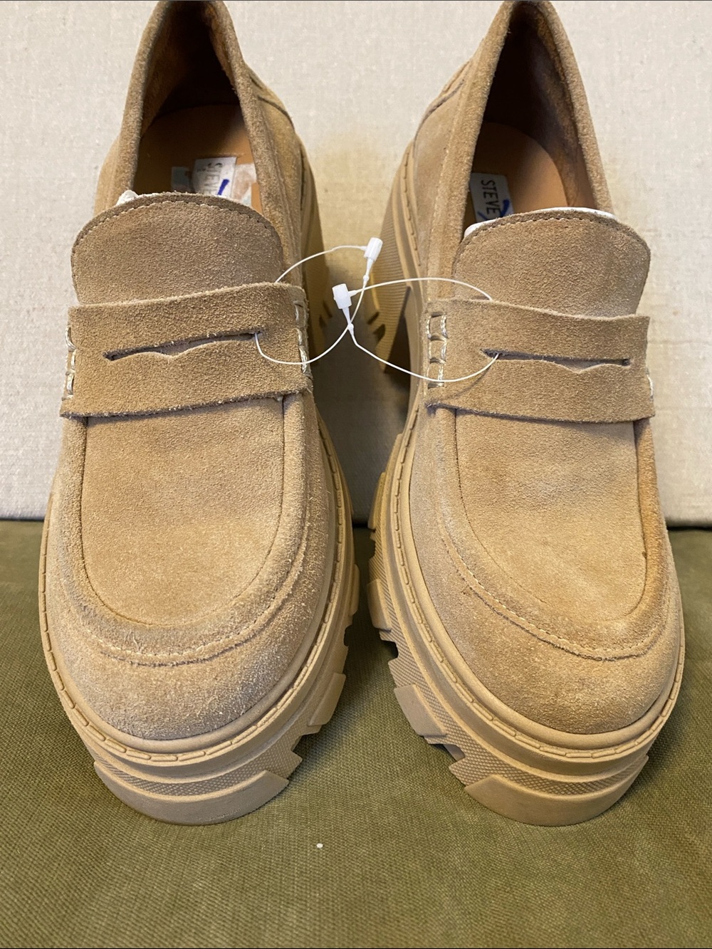 Steve Madden Woman’s Tan Suede Lug Sole Penny Loafers